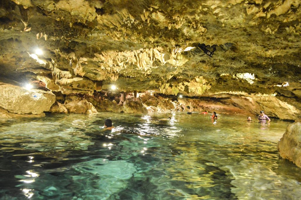 Les Cénotes, grottes avec rivières souterraines
