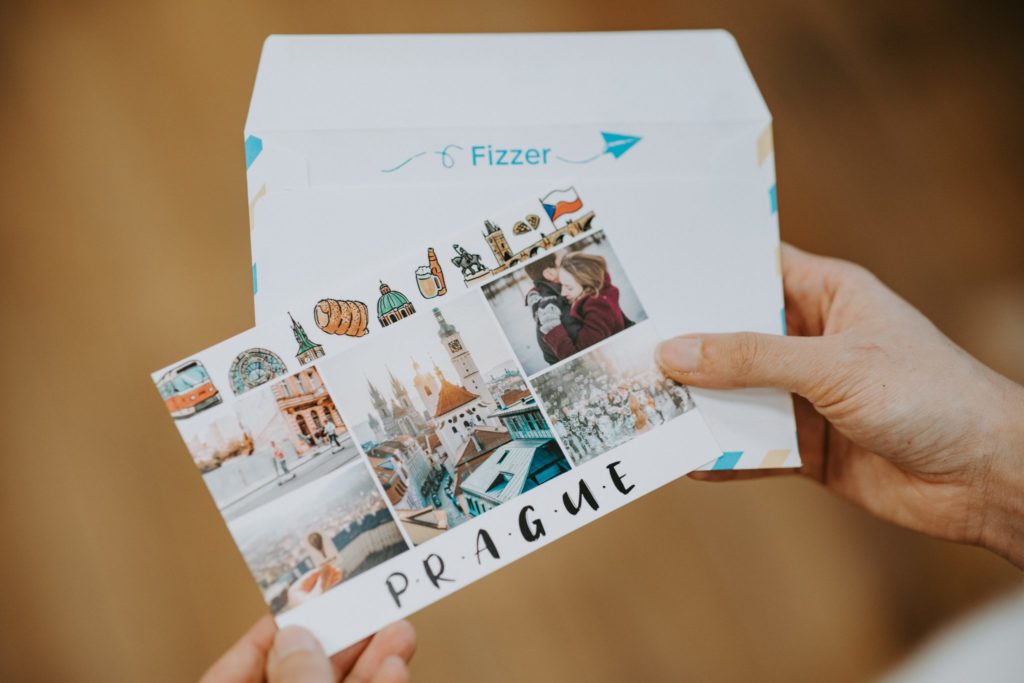 Fizzer - Créer une carte postale avec vos propres photos