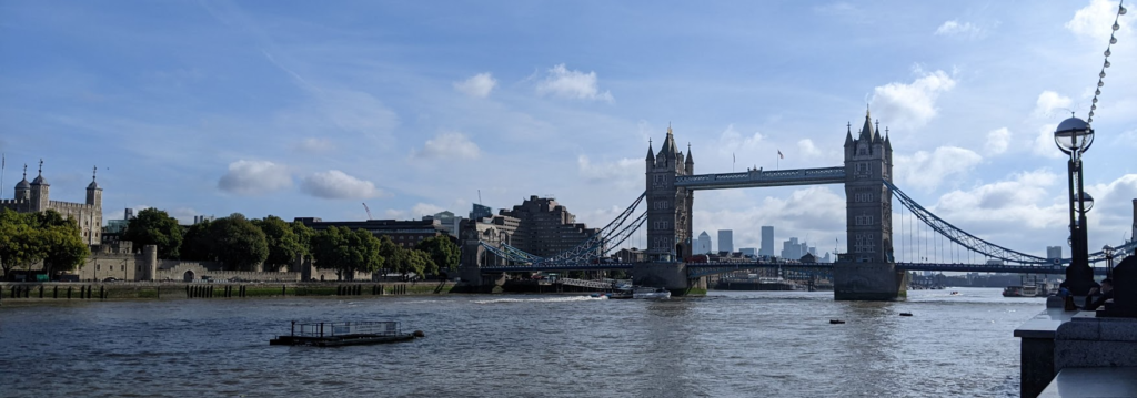 Londres - La Tamise, Tower Bridge et la Tour de Londres