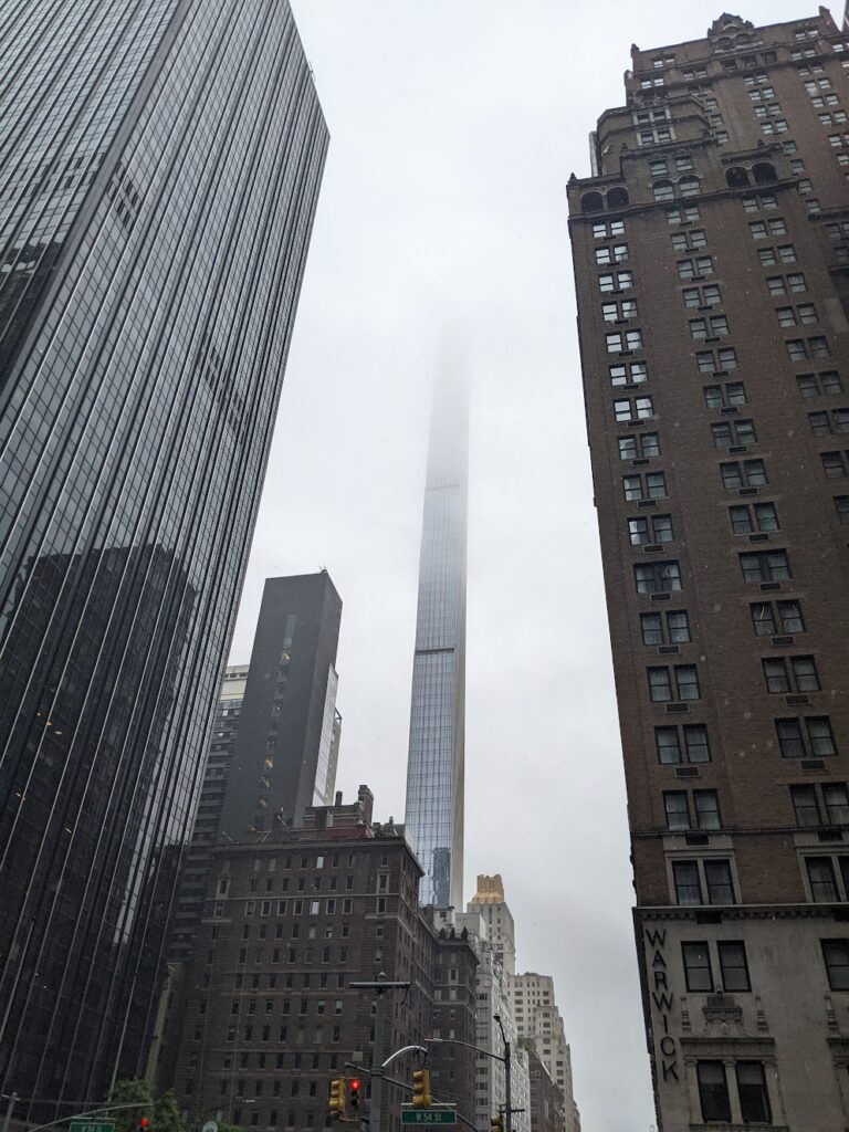 New York City dans les nuages